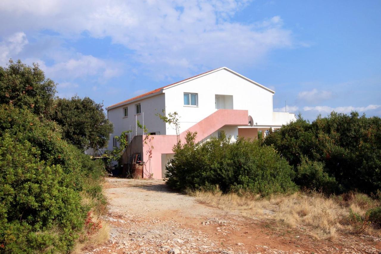 Apartments By The Sea Zavalatica, Korcula - 247 Bagian luar foto